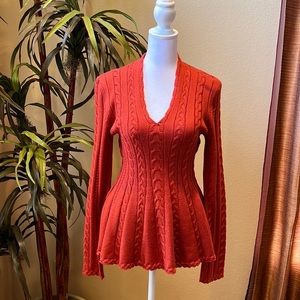 NWOT-Antonio Melani rust color V-neck sweater with peplum bottom